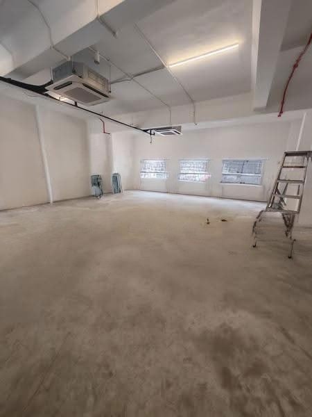 Whole 2nd Level Shophouse w Lift - Retail, Office, Clinic, Gym