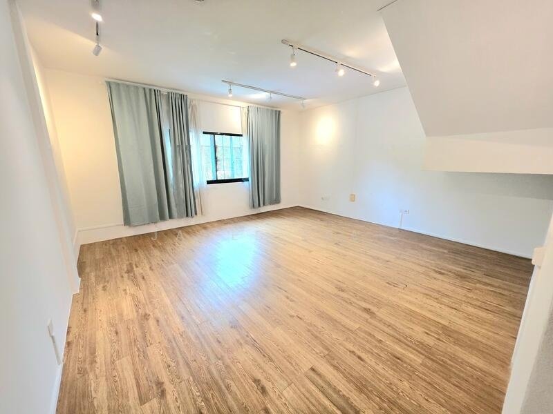 Prime Shophouse Space for Rent on New Bridge Road