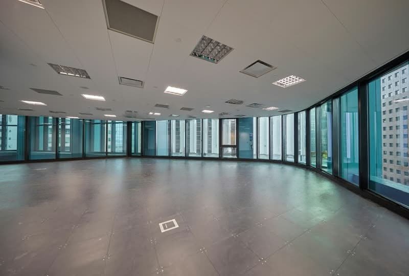 Fully Equipped Workspace at CBD, Window facing, Zero Set-up Building