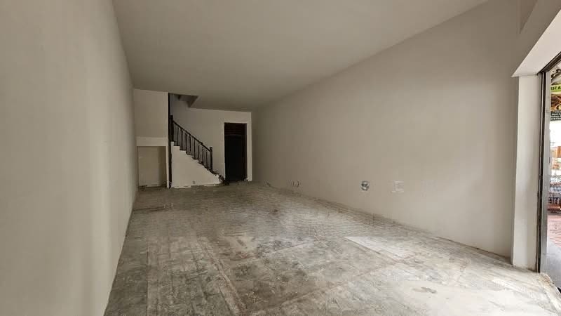 Not to be Missed, Whole Shophouse in High Traffic Part of Kampong Glam Interior