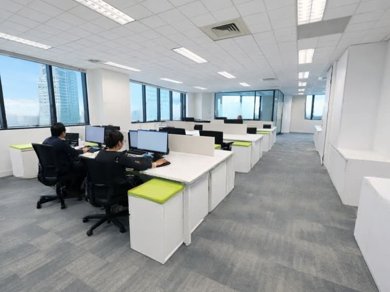 Ultra High Floor. Lift Lobby Frontage with Excellent Sea View.