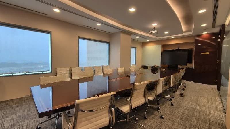 Prime Suntec City Tower Office With Stunning CBD Views