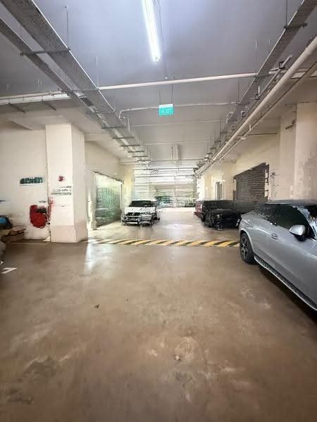 Rare 3rd floor 1485sf ramp up b1 factory for rent Interior