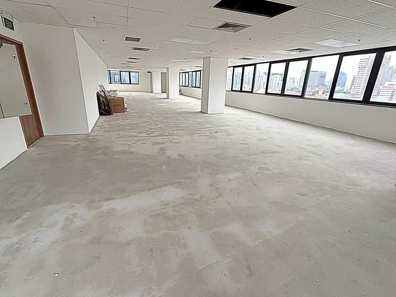 Spacious Office near Bugis and Rochor MRT Building