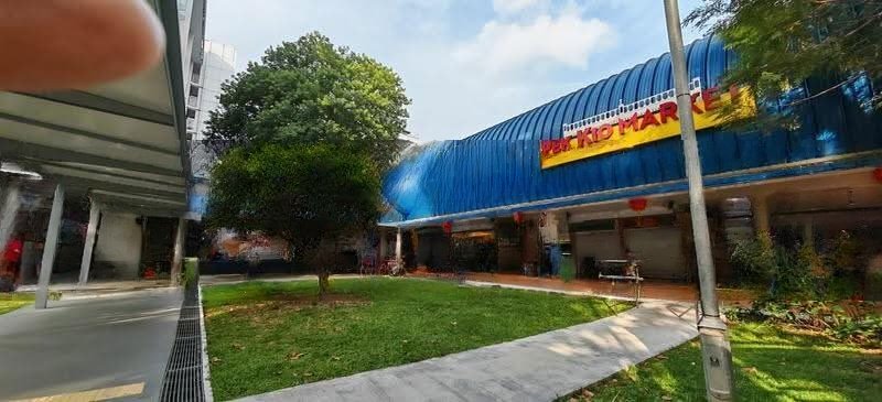 Prime 1000sf retail shop high footfall owen rd market food centre crow